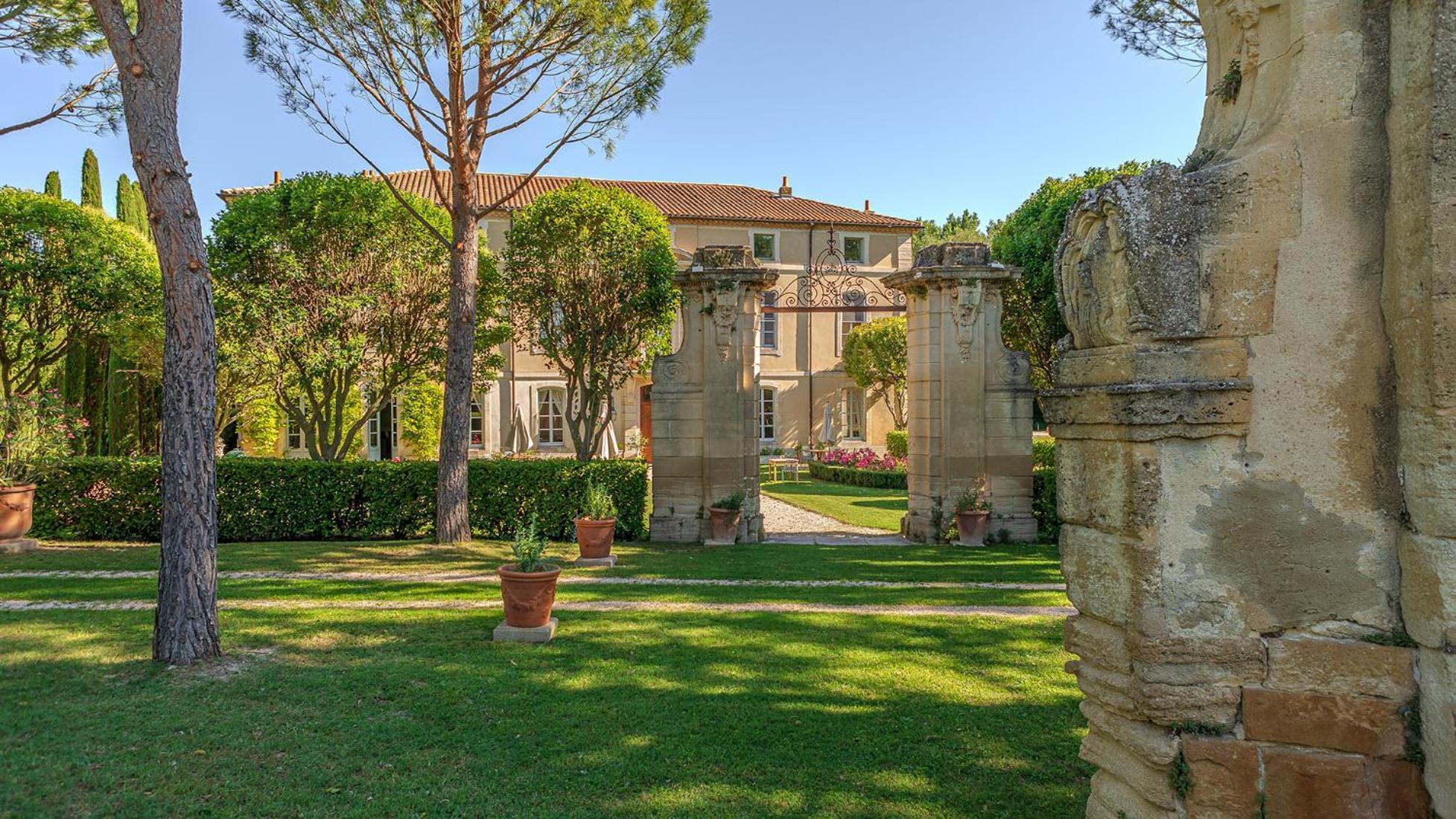 Chateau Talaud Loriol-du-Comtat Extérieur photo